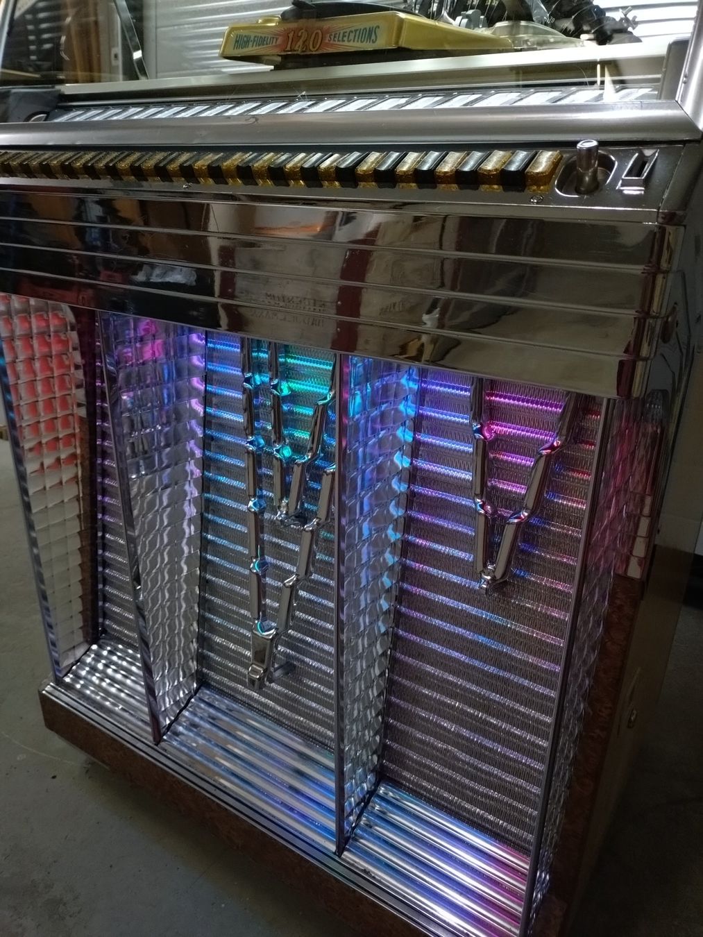 Rock-Ola Jukebox: Jukebox Rock-Ola 1448  von 1955 – Usato da Nuglar venduto da SwissJukebox 4