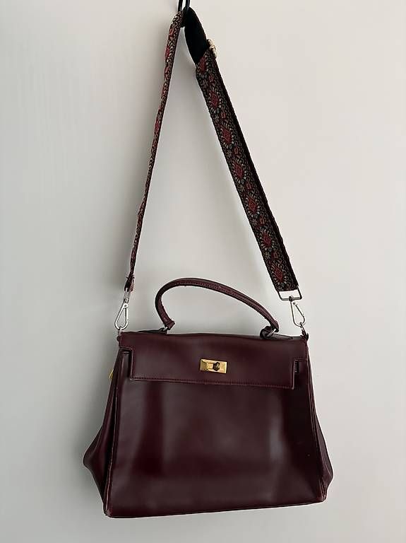 Taschen für Damen: Ledertasche – Gebraucht aus Zürich von jachalala