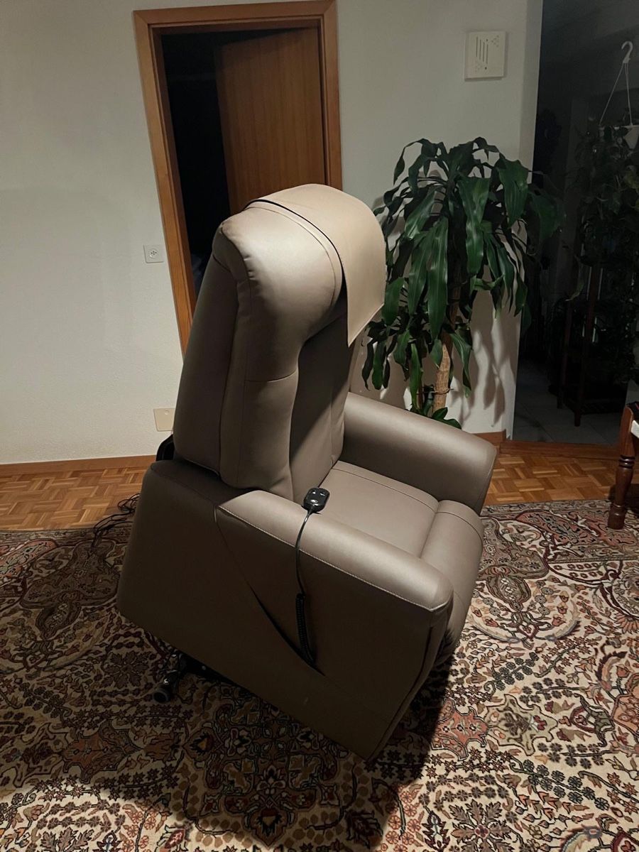 Sessel: Aufstehsessel – Neu (gemäss Beschreibung) aus Nussbaumen AG von leo_7k7t 2