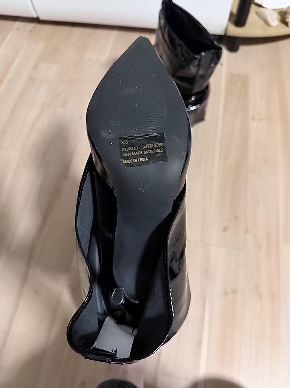 Scarpe da donna: Boots 39 – Usato da Winterthur venduto da Glionel 2