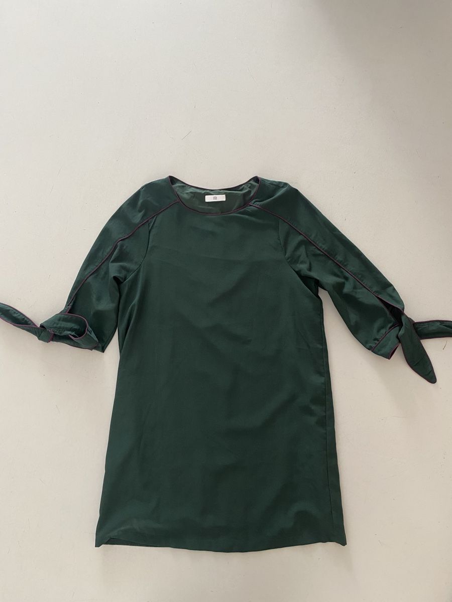 Vestiti: Kleid grün mit lila Ränder – Usato da Basel venduto da riesther
