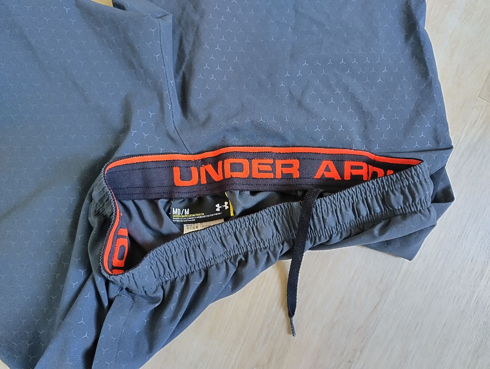 Under Armour Pantalons: under Armour Sport Shorts M – D'occasion à Dättwil AG par Kleinaberfein 2