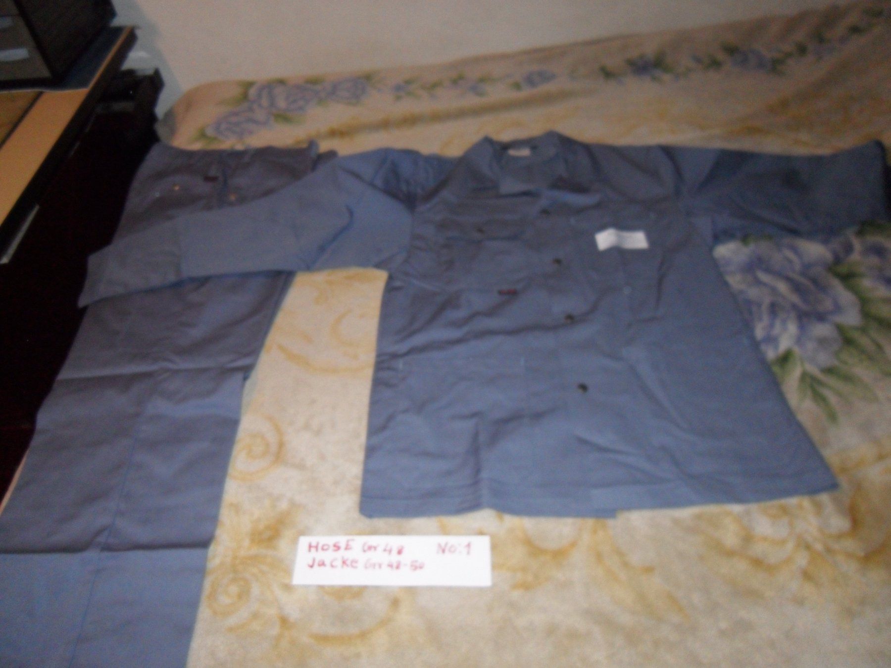Pantaloni: Arbeit HOSE Gr  48 jacke 48/ – Usato da Zuchwil venduto da t.rachel