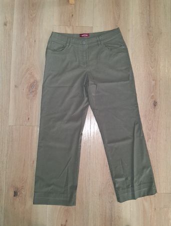 Olive Biaggini Damenhose, Grösse 44, Top Zustand!
