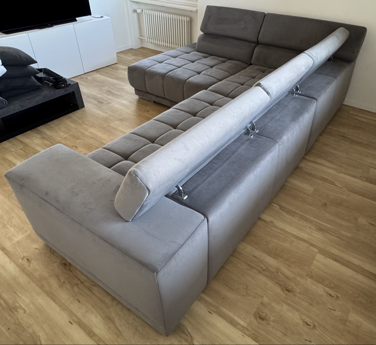 Sofas: Ecksofa grau 325x225cm – D'occasion à Dietlikon par rregue 1