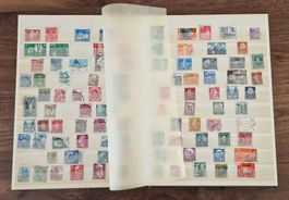 Briefmarken Album: Internationale Sammlung zu verkaufen!