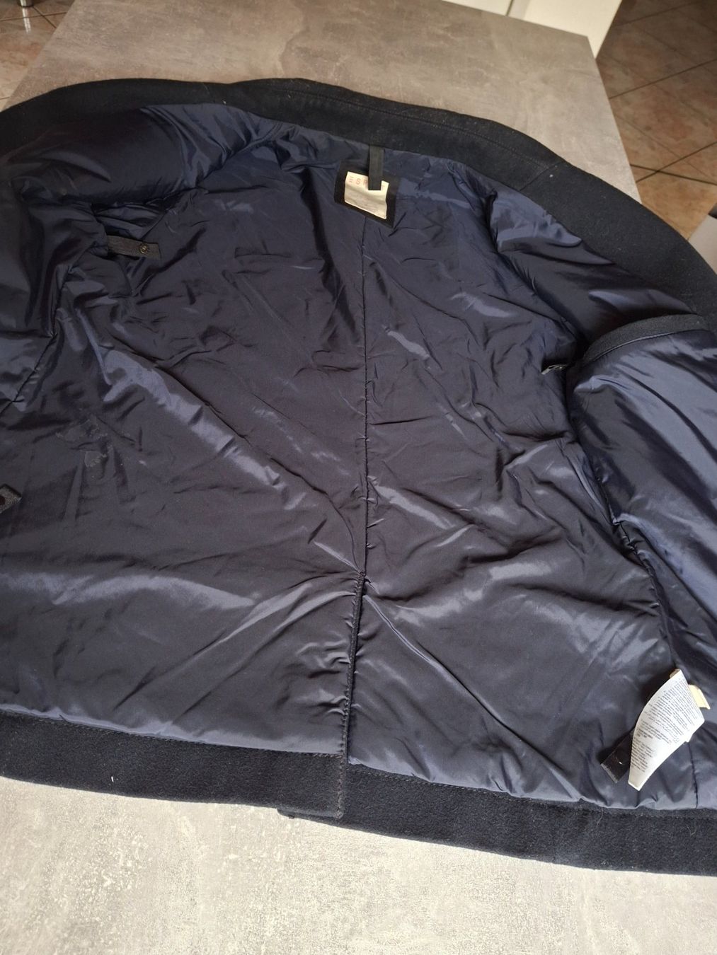 Esprit Jacken: Veste noire 64% laine taille M marque Esprit – Gebraucht aus Villiers von san_jn5w 4
