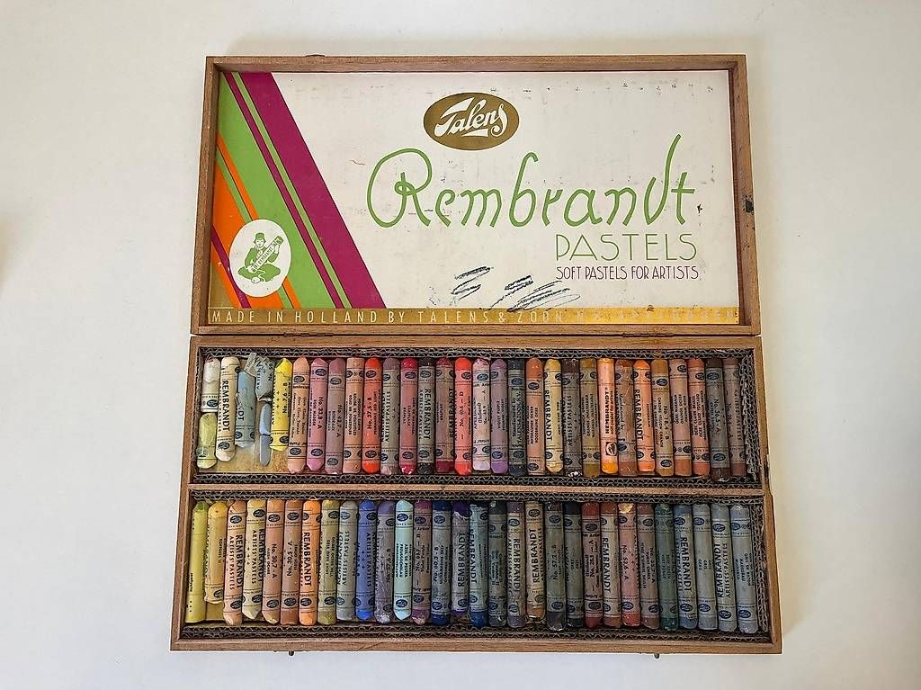 Colori: Rembrandt Soft Pastels for Artists – Usato da belp venduto da Beca12 1