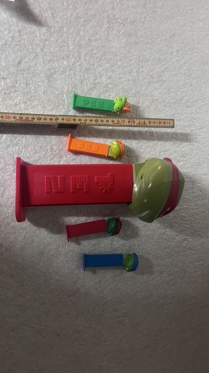 Pez Figuren: Teenage Mutant Ninja Turtles PEZ Dispenser Set, Top! – Gebraucht aus Rotkreuz von perlengott 2