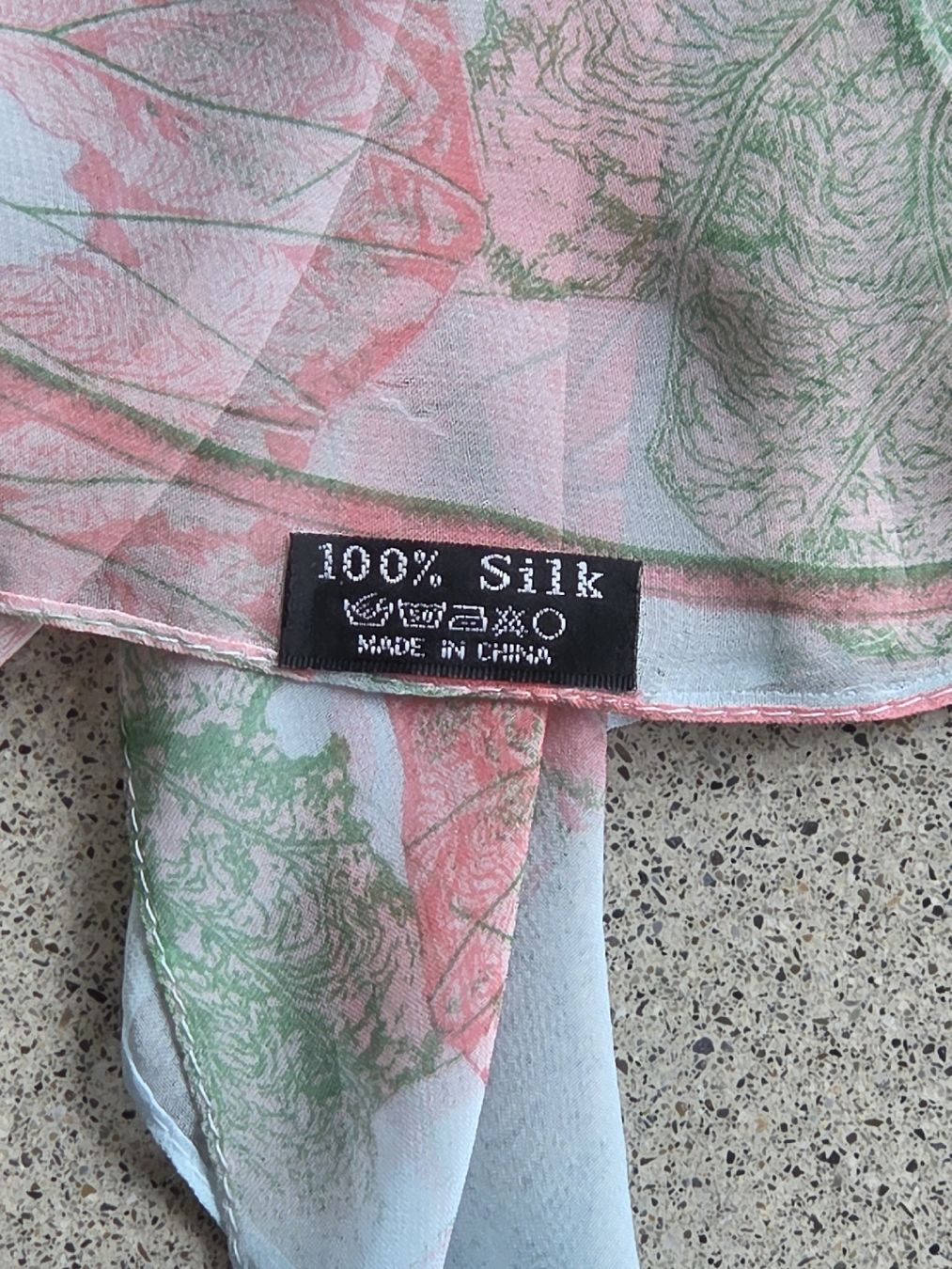 Foulard & Sciarpe: Seidenschal 50 x 160 cm – Nuovo e nell'imballaggio originale da Frauenfeld venduto da Schenken-mit-Herz 1