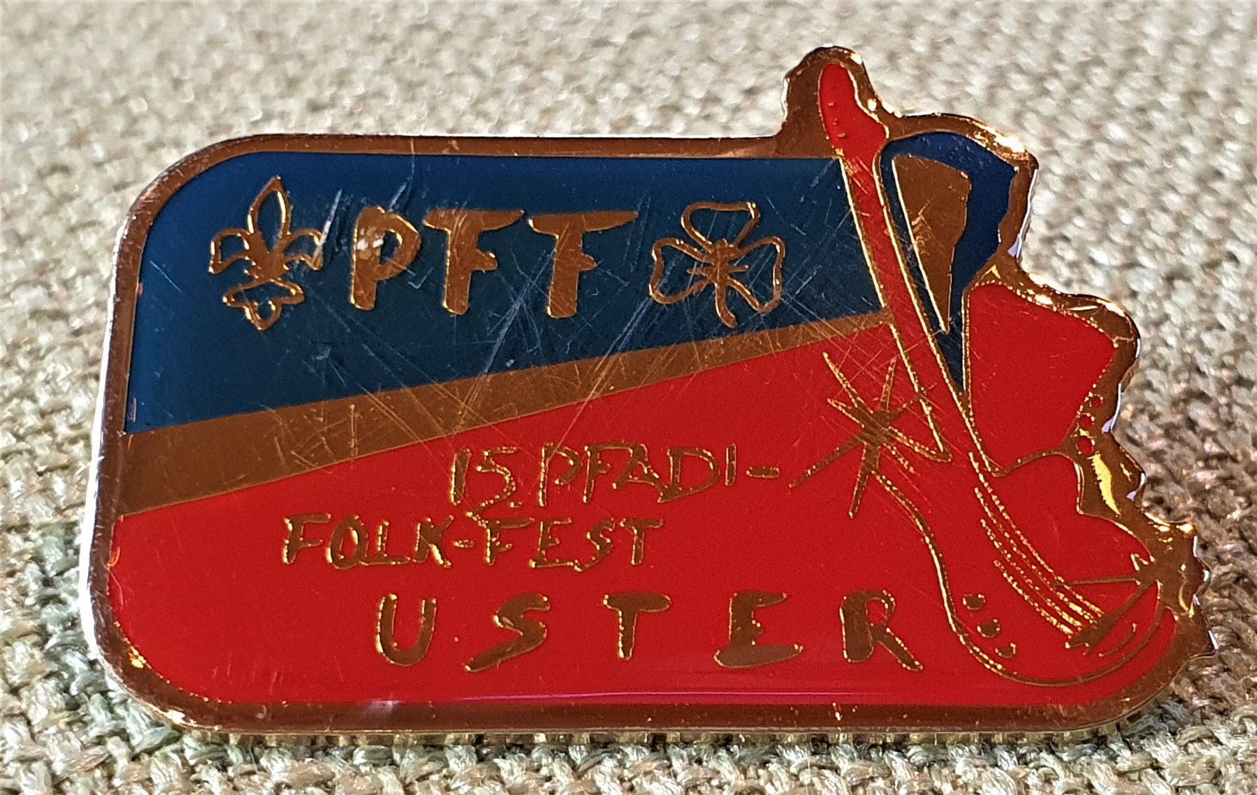 Plaketten & Abzeichen: C816 - Pin 15. Pfadi Fest Uster Schweiz – Gebraucht aus Reinach BL von Boston-Verkauf