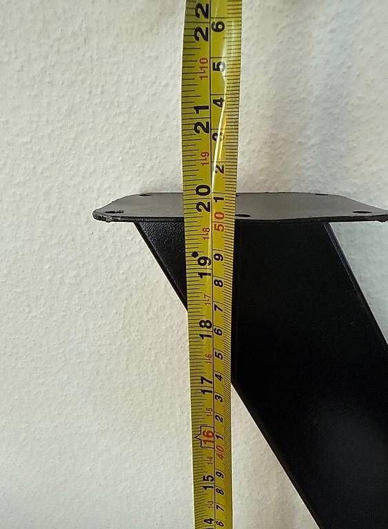 Altri mobili: Schwarze Couchtischbeine 50cm hoch – Usato da Frenkendorf venduto da emi_jg7b 1