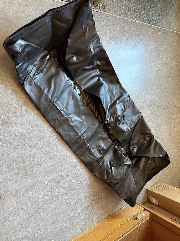 Altro: Ersatzcover Hülle Featherlite Dachzelt Front Runner – Usato da Ehrendingen venduto da Nicole_112 1