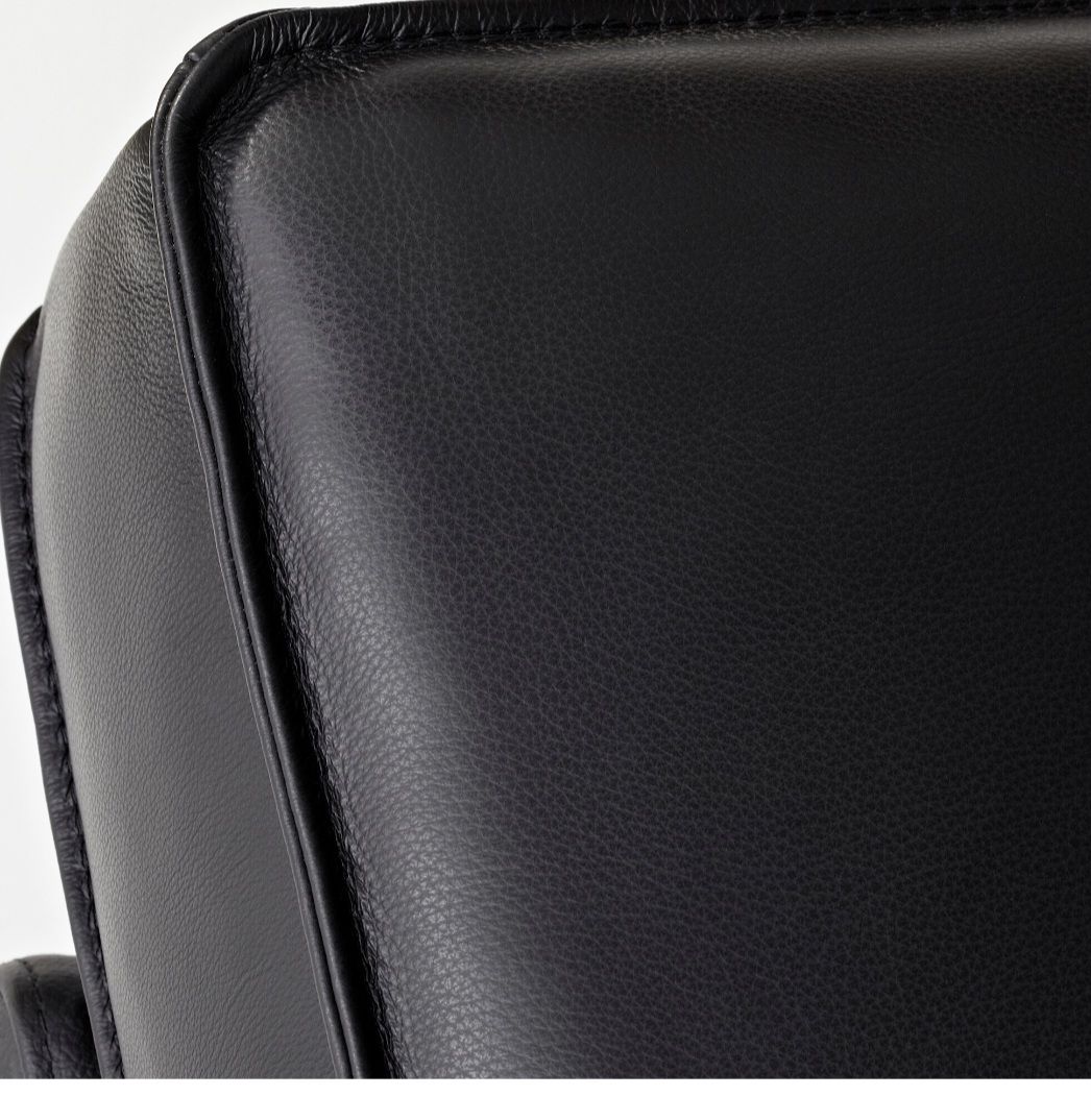 Divani: Elegante schwarze Ledercouch L-Form original Preis 2198,-CH – Usato da Neuenhof venduto da ani_2bkx 4