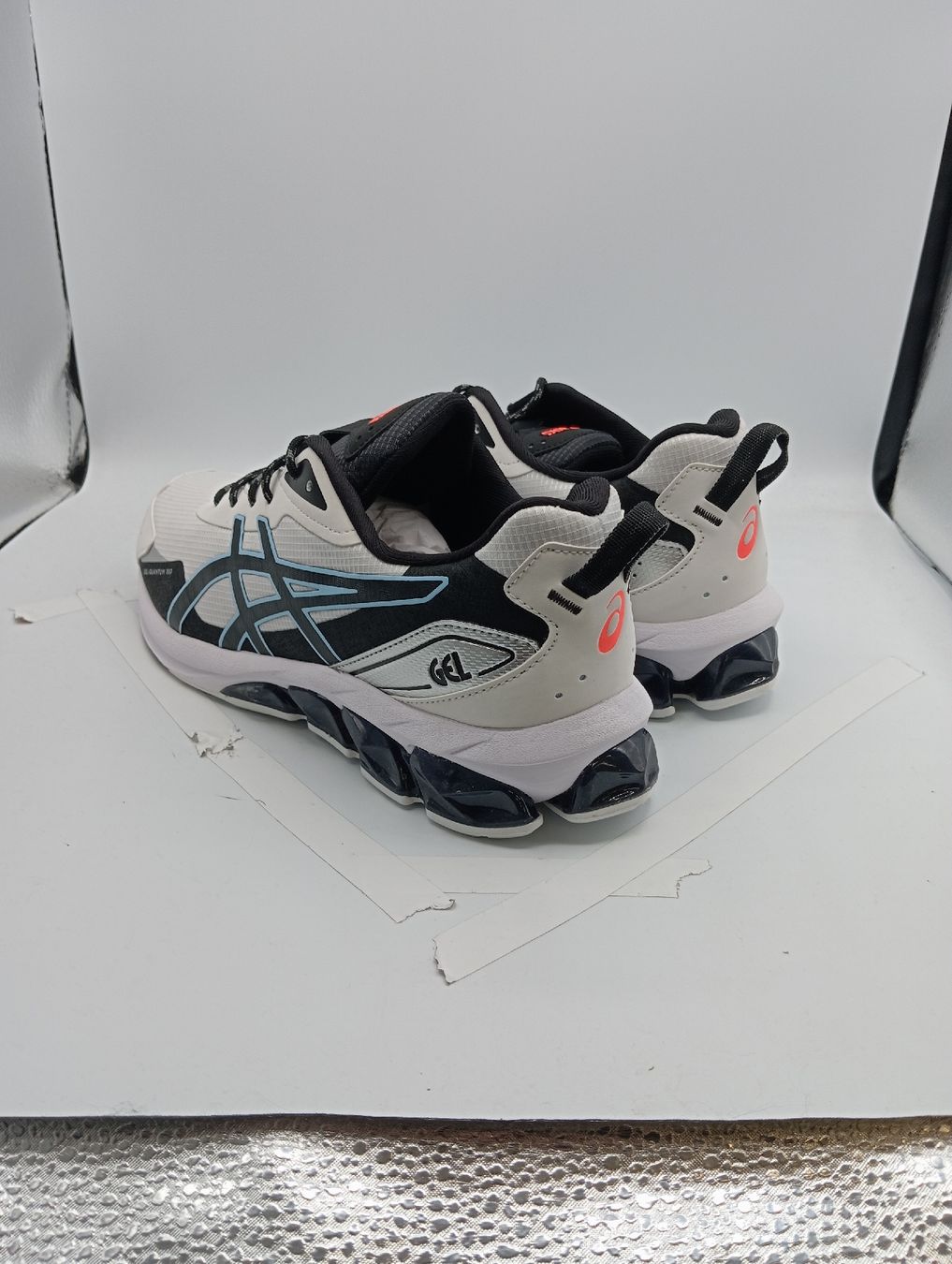 Asics Scarpe da uomo: Asics Gel Quantum 180 (EU43.5) – Nuovo e nell'imballaggio originale da Schaffhausen venduto da outlez 5