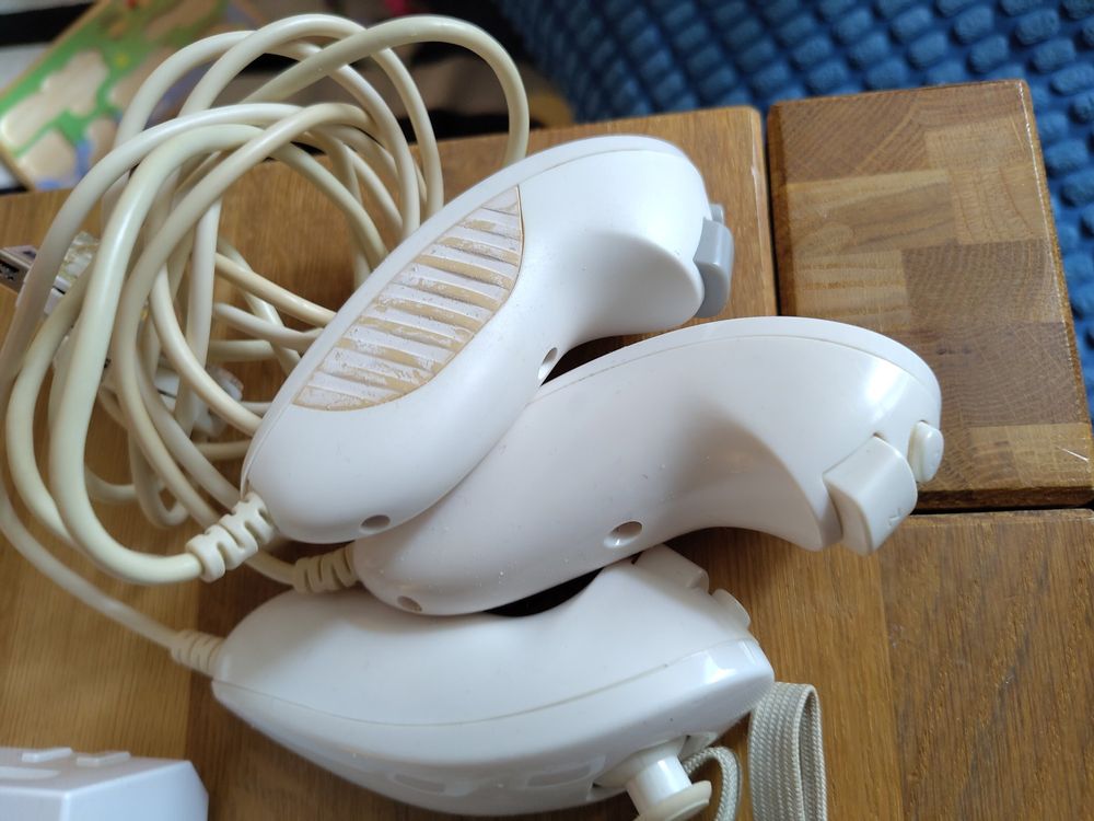 Nintendo Wii Konsole mit 7 Spielen für Party mit Freunden 4