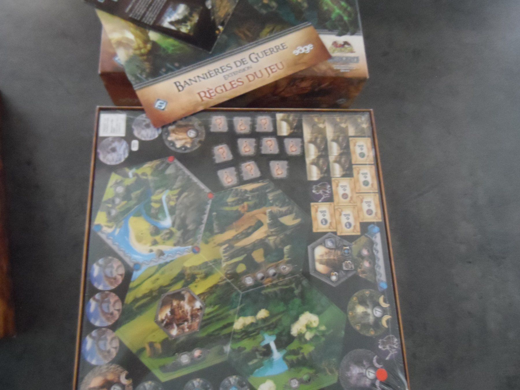 Jeux: Runwars le jeu de plateau FR + extention – Neuf (Voir description) à Muraz (Collombey) par Ping181 2