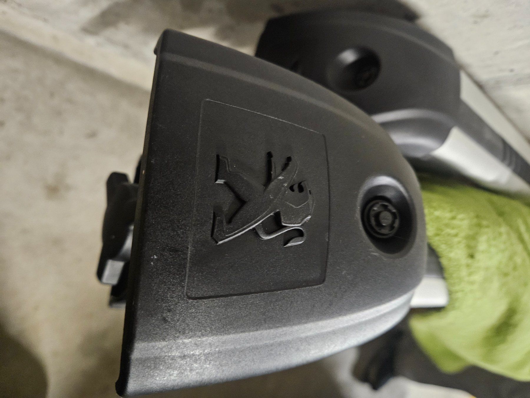 Dachträger: Original Peugeot Dachträger 2008 – Gebraucht aus Weinfelden von pemi71 5