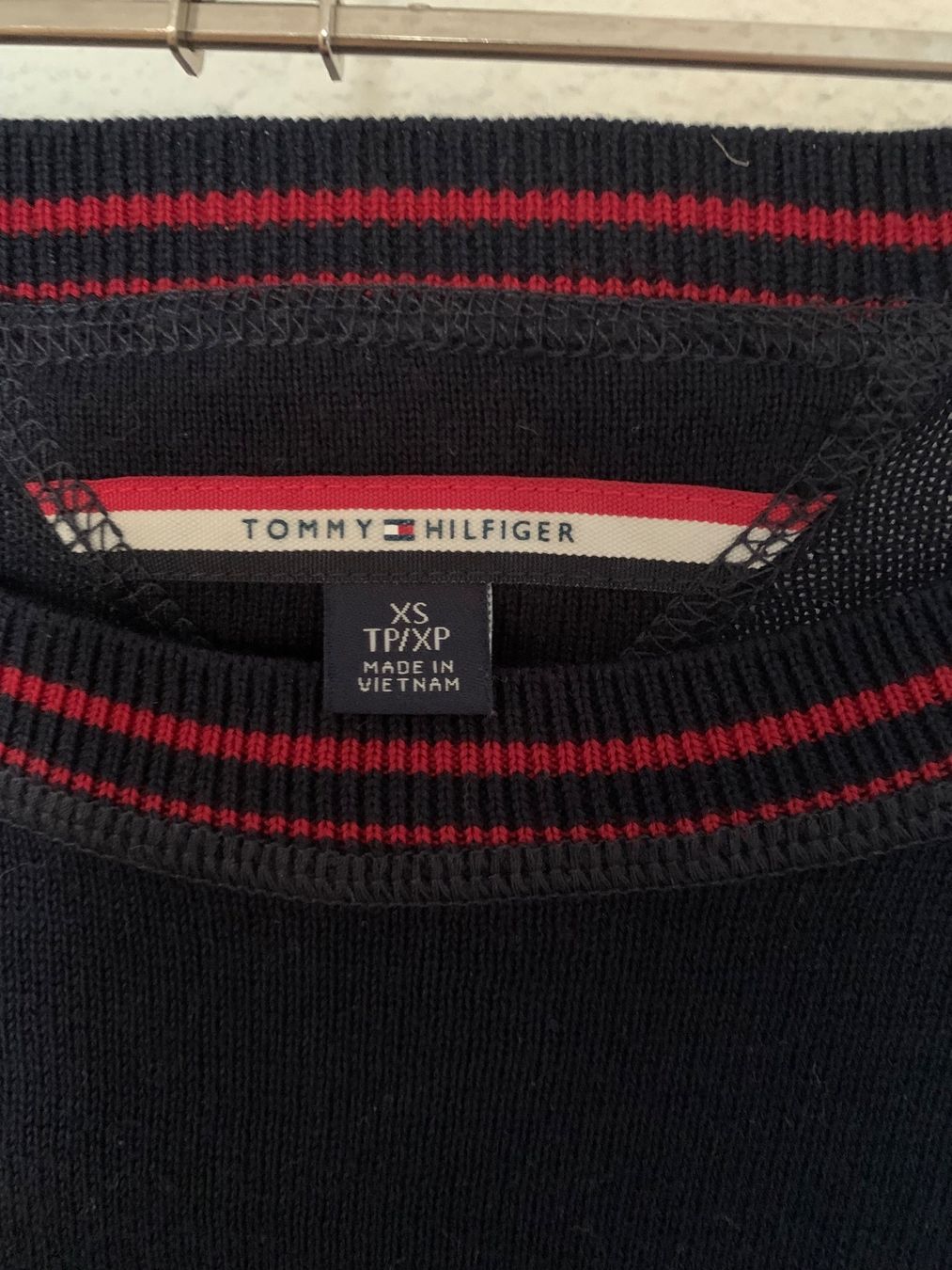 Tommy Hilfiger Maglioni & Felpe: TOMMY HILFIGER Pulli – Usato da Lachen SZ venduto da mima41 1