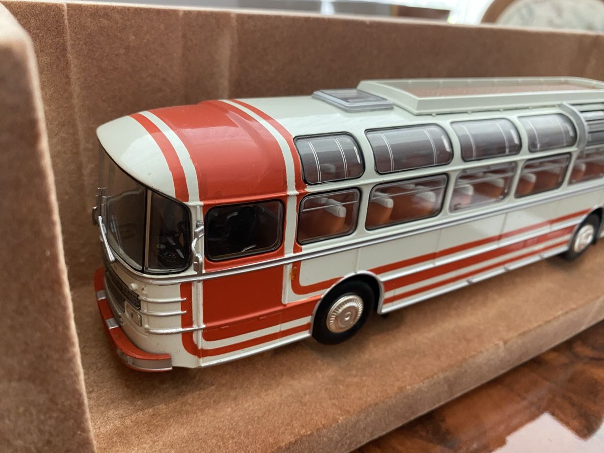 Renault Modellautos: Renault Saviem S 53 M Excursion – Neu und originalverpackt aus St. Margrethen SG von Alfista_159 8