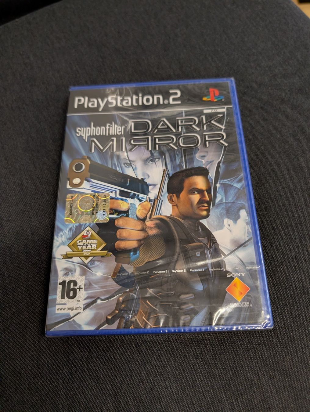 Giochi: Syphon filter dark mirror Sony playstation 2 SEALED – Nuovo e nell'imballaggio originale da Giubiasco venduto da Ticinerd