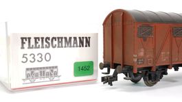 e70 Fleischmann 5330 DB Güterwagen braun  | Spielware | 1452