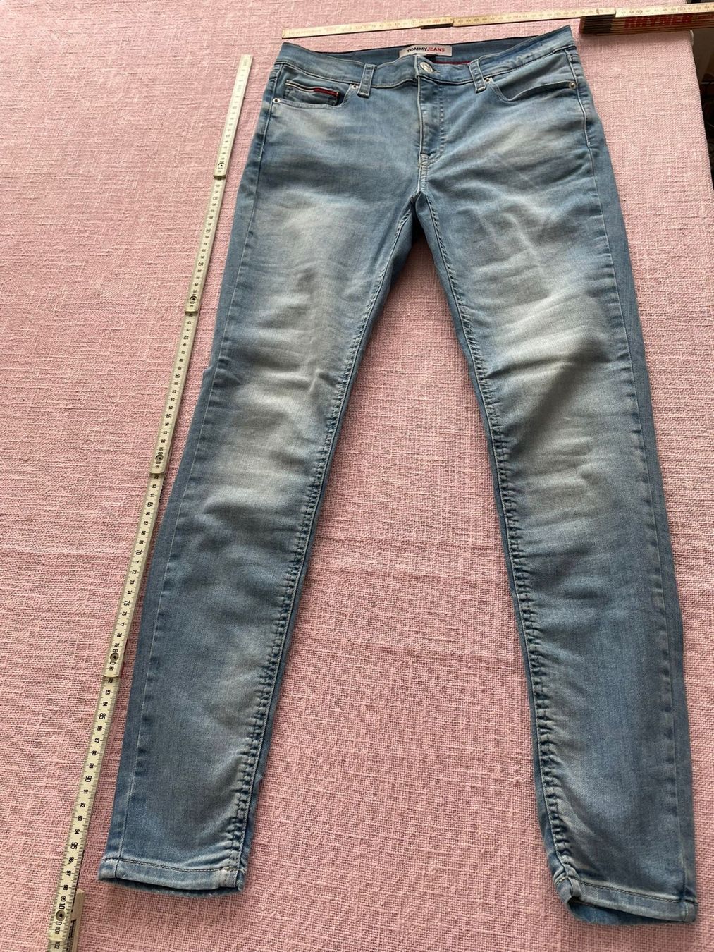 Tommy Hilfiger Jeans: Tommy Jeans Gr. 29/30 Damen – Nuovo (secondo la descrizione) da Dübendorf venduto da 2hot4you