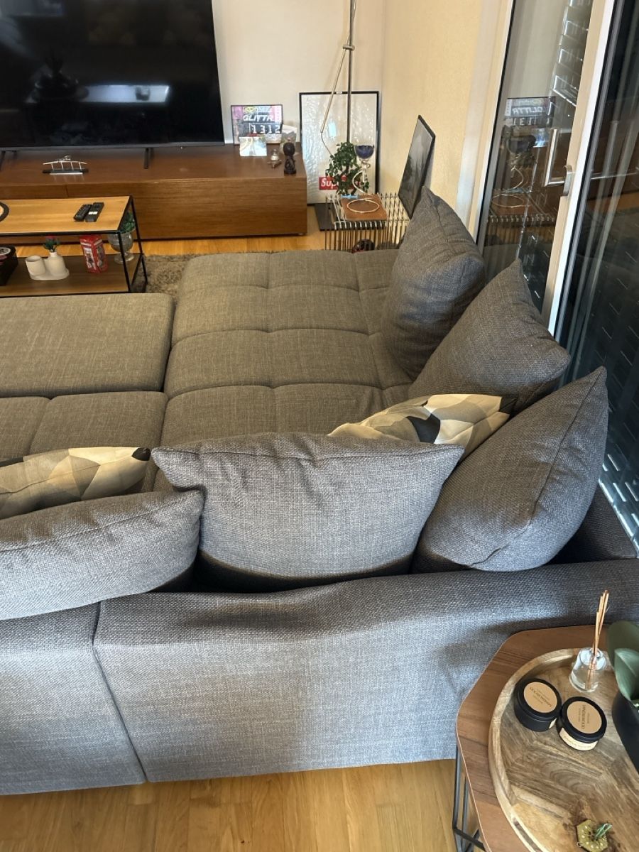 Divani: Gemütliches Ecksofa mit Bett-Funktion – Usato da Winterthur venduto da joshuasalesman 2