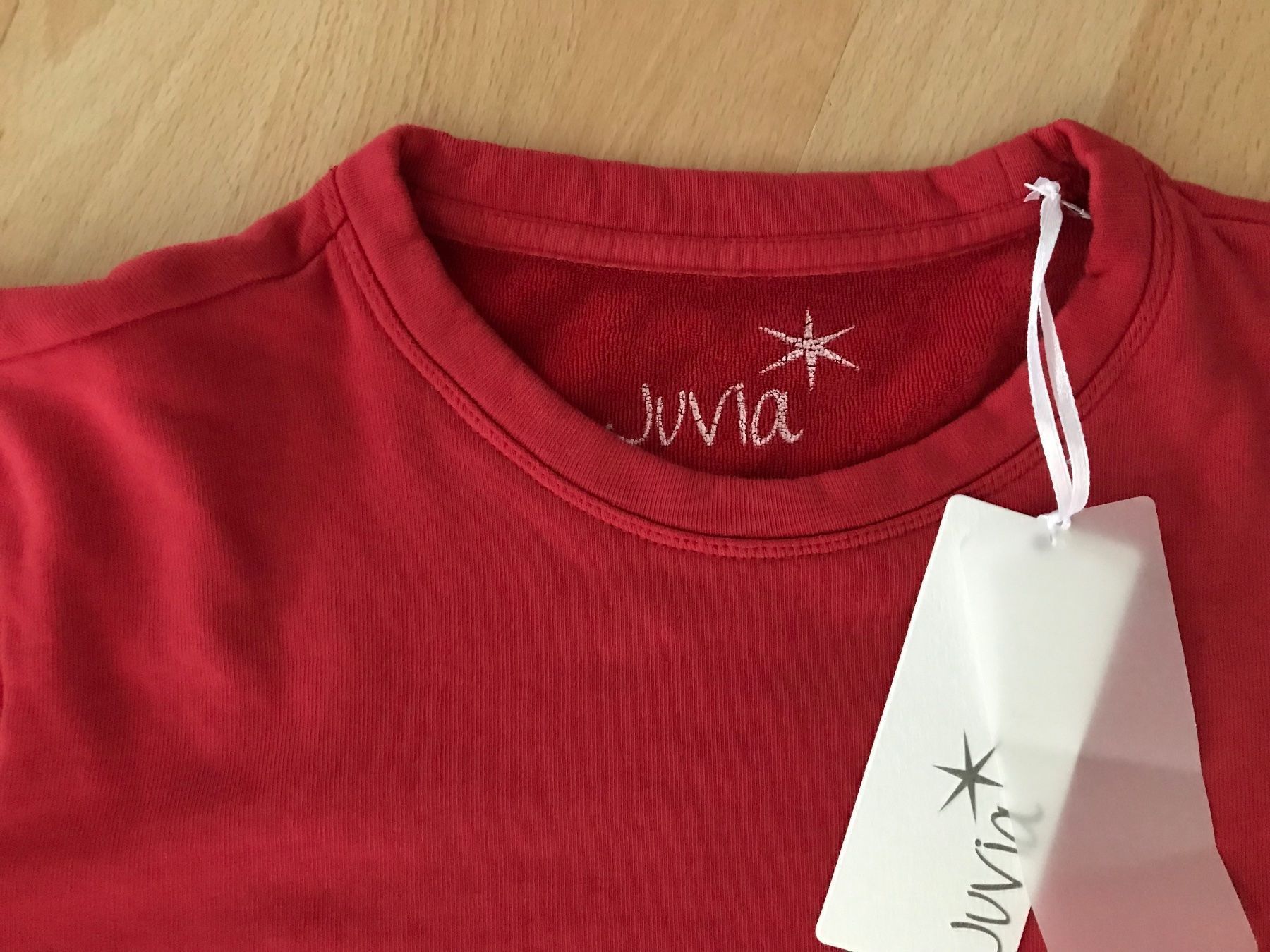 Maglioni & Felpe: Juvia Pullover Neu (S) – Nuovo e nell'imballaggio originale da Münchwilen TG venduto da SeHuDoHu 1