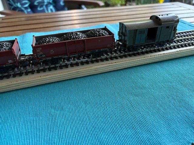 Märklin Modellini di ferrovie: Märklin DB Güterzug 5.-teilig – Usato da Frenkendorf venduto da HampeFrenk 3