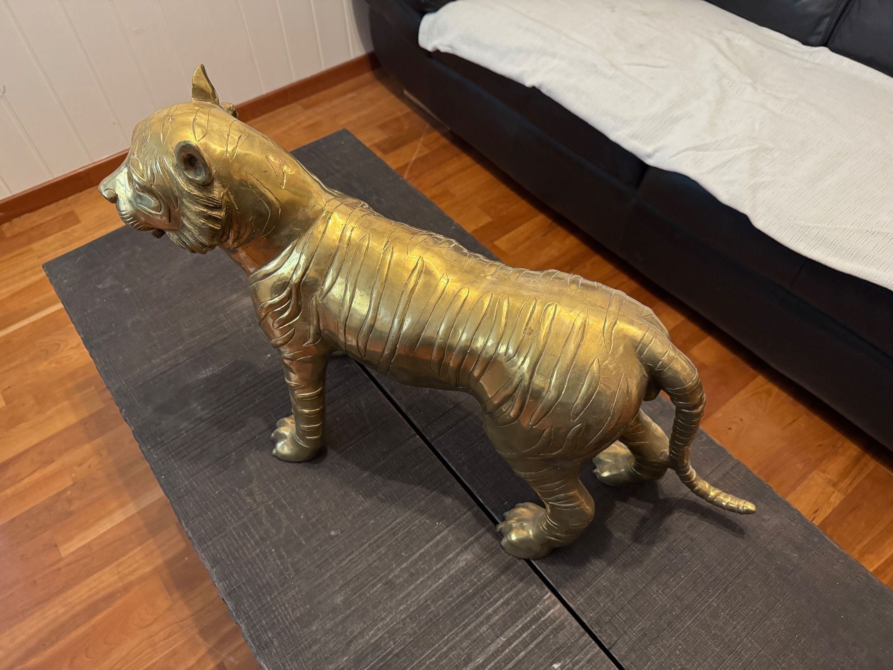 Sculture & Statue: Löwe aus Messing 16 Kg – Usato da Horgen venduto da Auction-Kings 1