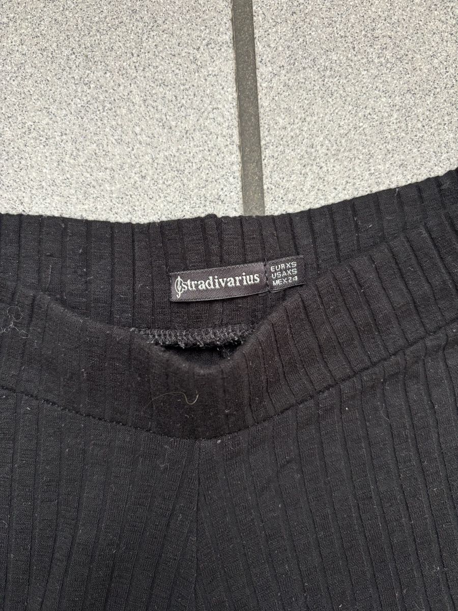 Stradivarius Pantaloni: Culotte Hose – Usato da Solothurn venduto da skillsine 1