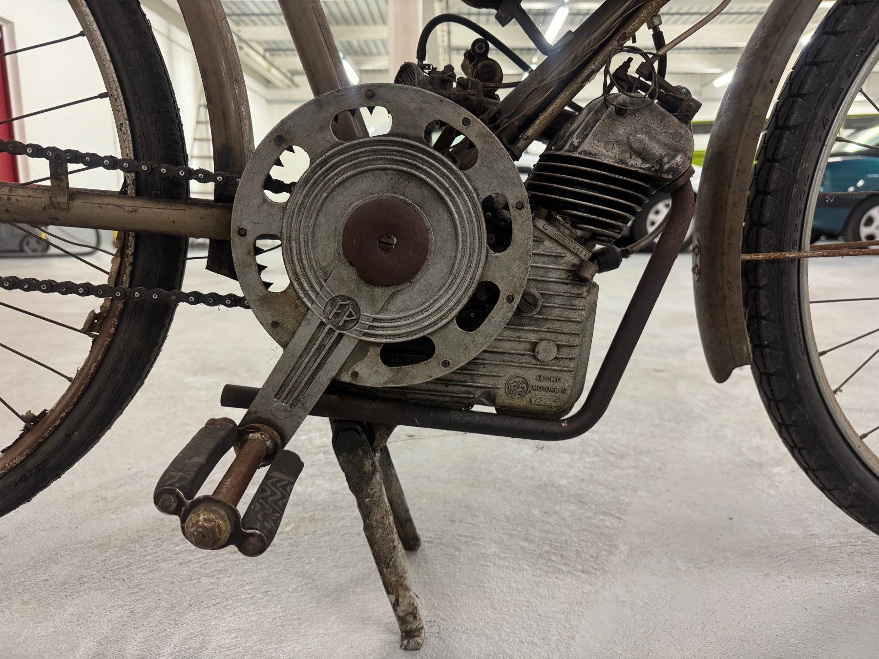 Ducati Strada: Cucciolo Ducati – Difettoso da Satigny venduto da acr_2dk7 7