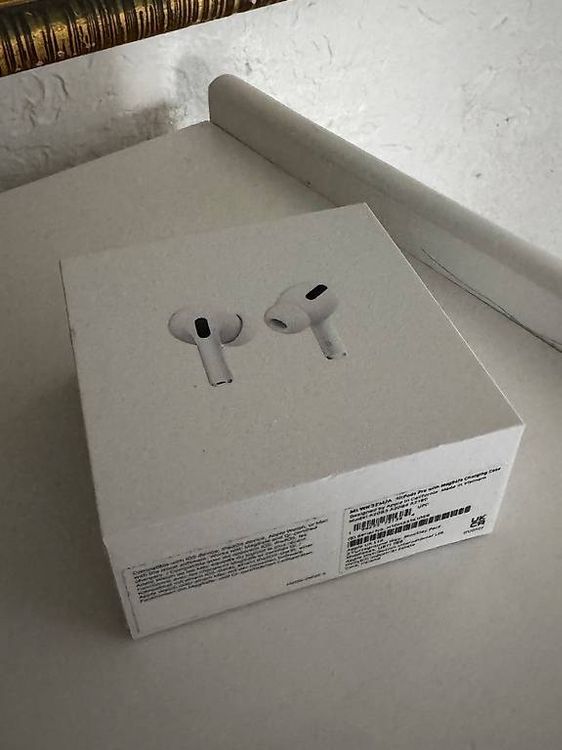 AirPods Pro (1.gen)  1