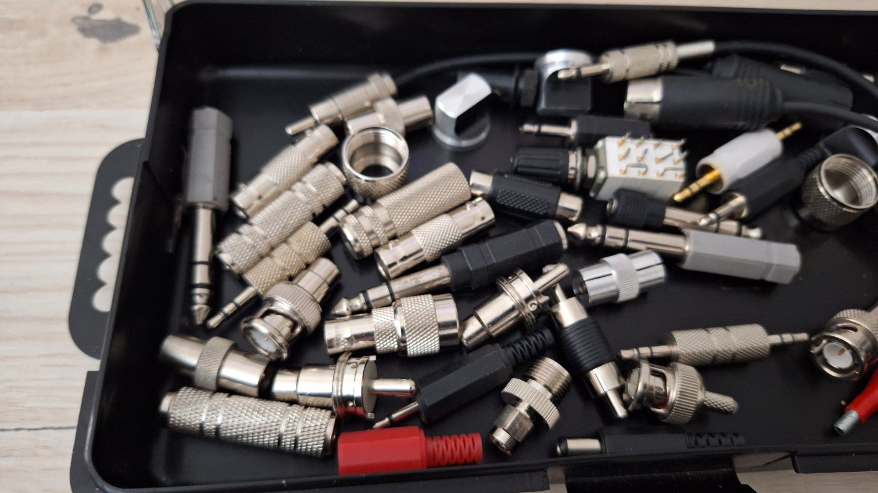 Unità & Adattatore: Audio Jack - Adapter - – Usato da Zürich venduto da raw_6mmc 1