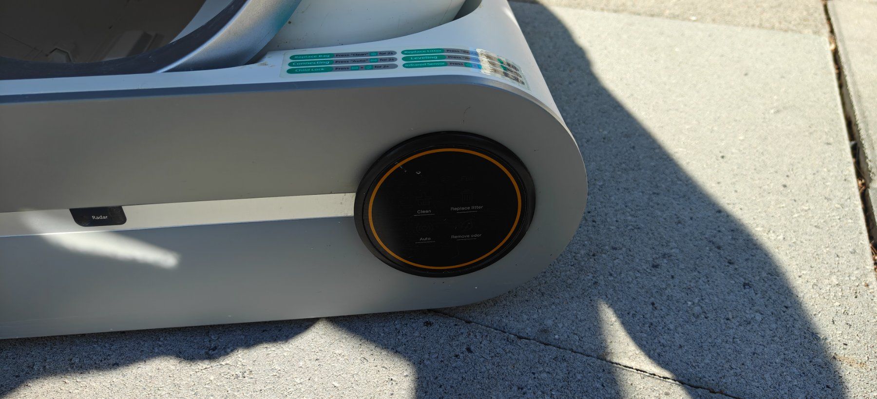 Forni: Automatic Cat Litter Box 65L 480x520x505mm – Usato da Münchenstein venduto da s3bas7ian 7