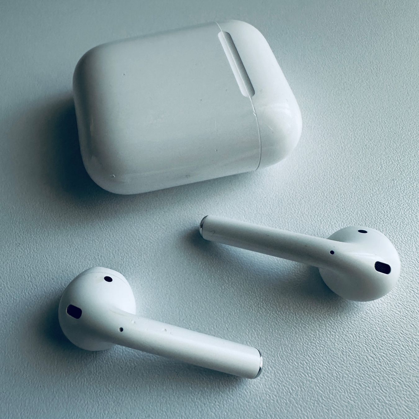 Apple Cuffie: Original Apple AirPods 2 Kopfhörer Wireless Lightning Kabel – Usato da Basel venduto da MY.AIRPODS.SHOP 8