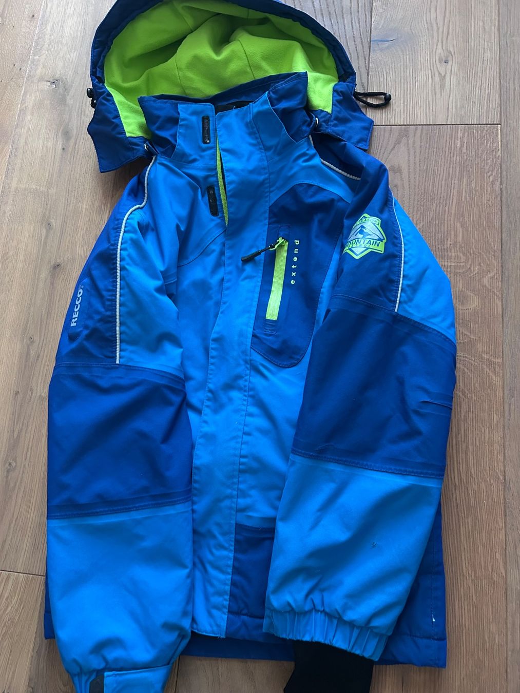 Vestes & Manteaux: Skijacke Gr 140 – D'occasion à Egg b. Zürich par egg2665 3