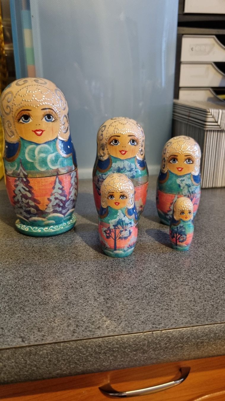 Statuette: Poupée russe de 5 pièces – Usato da La Chaux-de-Fonds venduto da mikilo1 1
