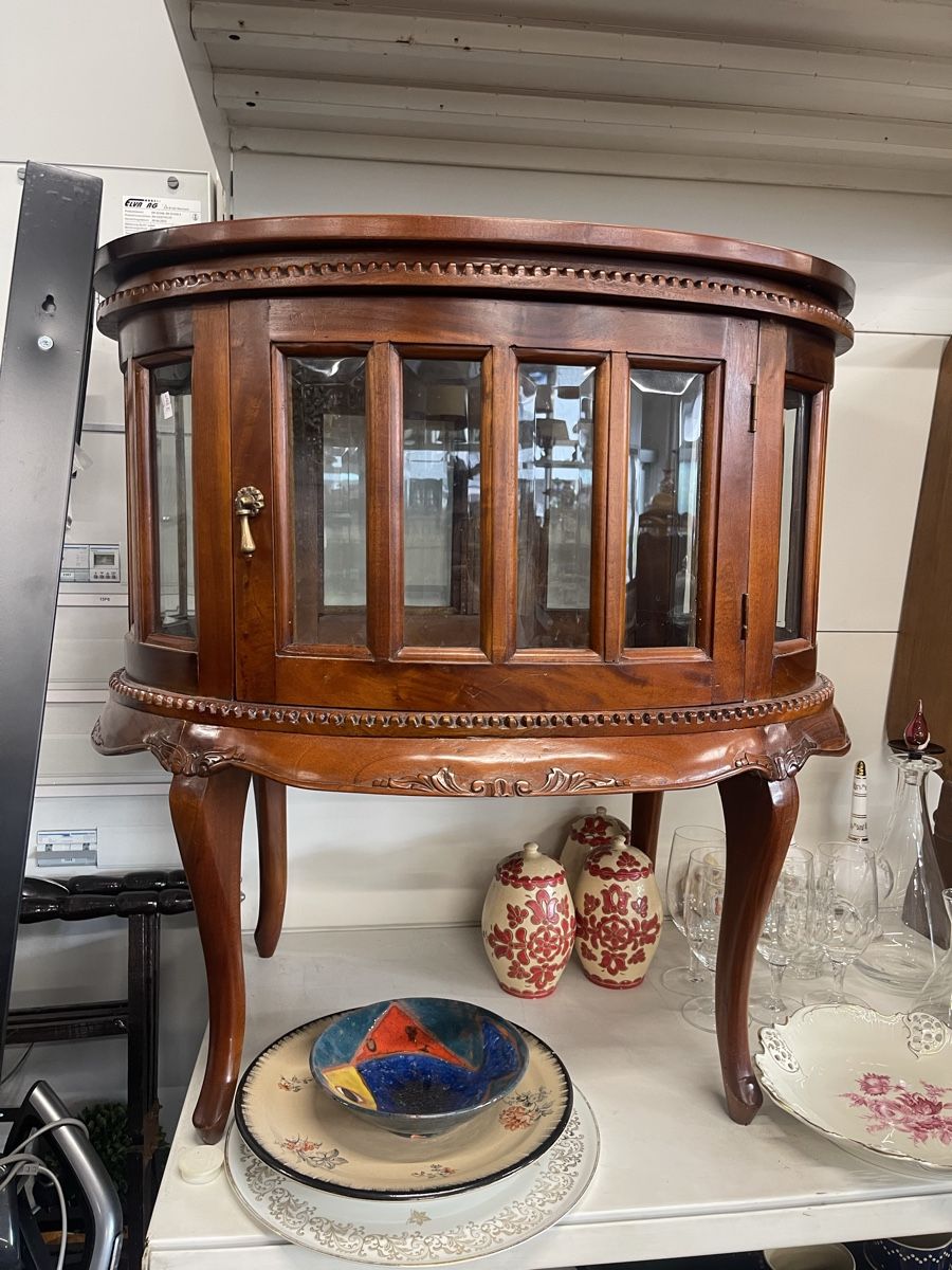 Vetrine: Vitrine Holz – Usato da Oberwil BL venduto da dyl_htk9
