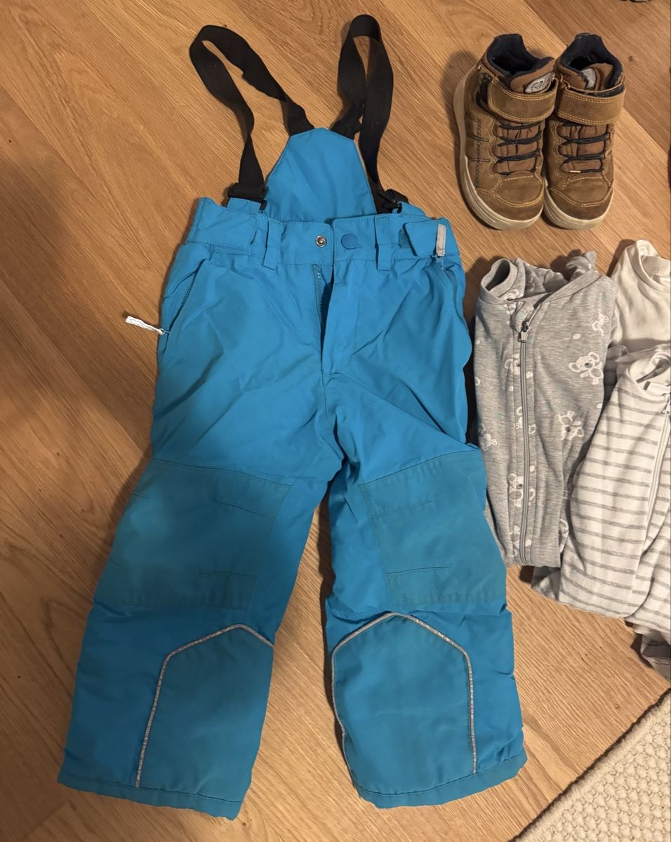 Levi's Lotti & Set di vestiti: Winter-Kleiderpaket 92/98, 18 Teile – Usato da Zürich venduto da car_zzr5 3