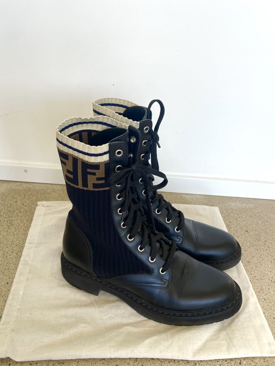 Fendi Scarpe da donna: FENDI Stiefel Rockoko Boots – Usato da Stäfa venduto da Nicole093 5