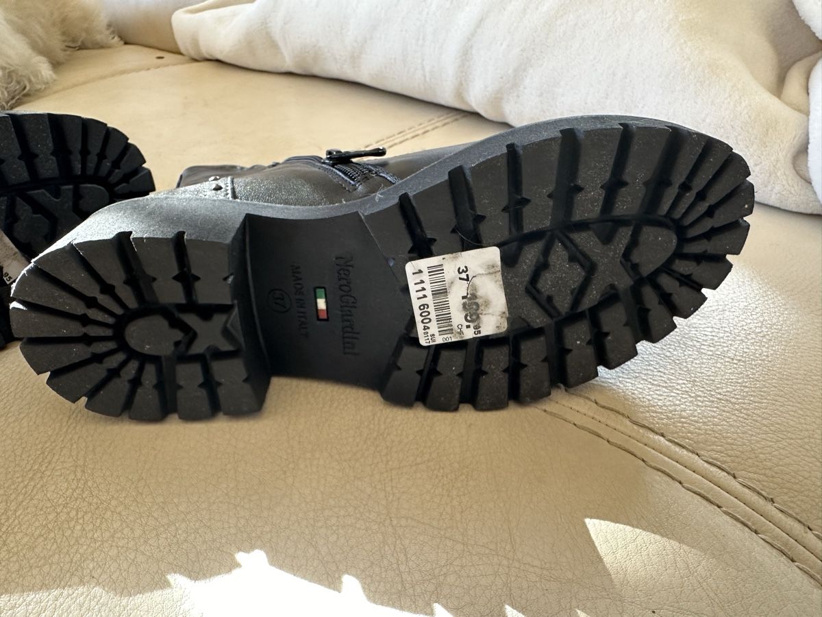 Scarpe da donna: Bottes 37 Nero Giardini neuves – Nuovo (secondo la descrizione) da Muraz (Collombey) venduto da jaoo21 2