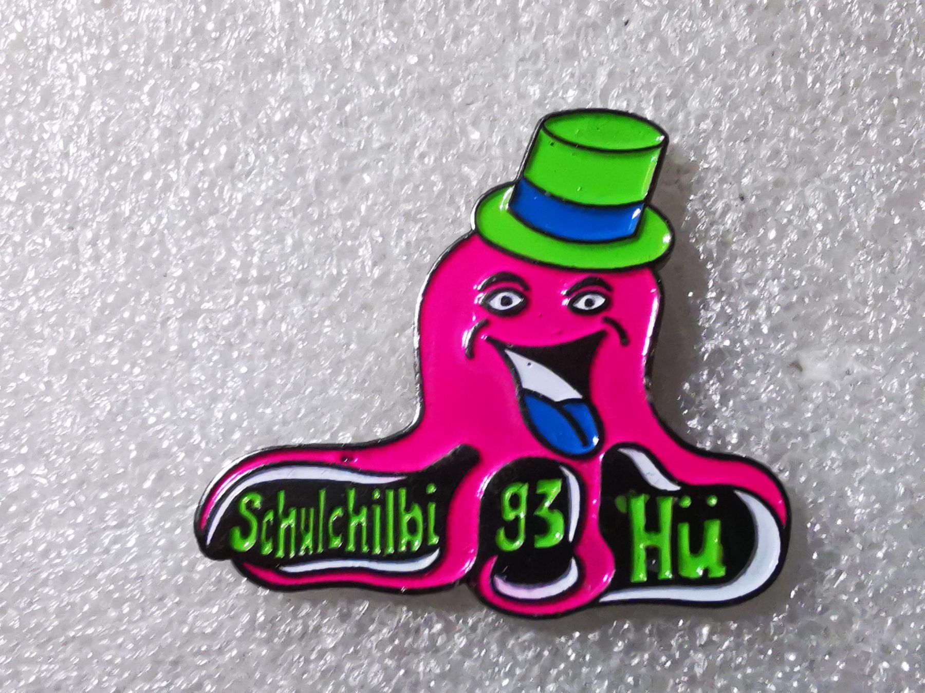Placchette & Badge: Ansteckpin 14: SChulchilbi 93 – Usato da Oppligen venduto da Pin-Fall-Shop