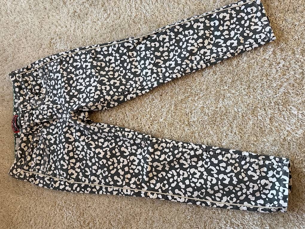 Pantaloni: Street One - Hose, Gr. 28 – Usato da Hägglingen venduto da KarinK