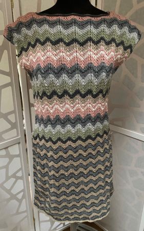 Beautiful hand knitted coloured tunic. M