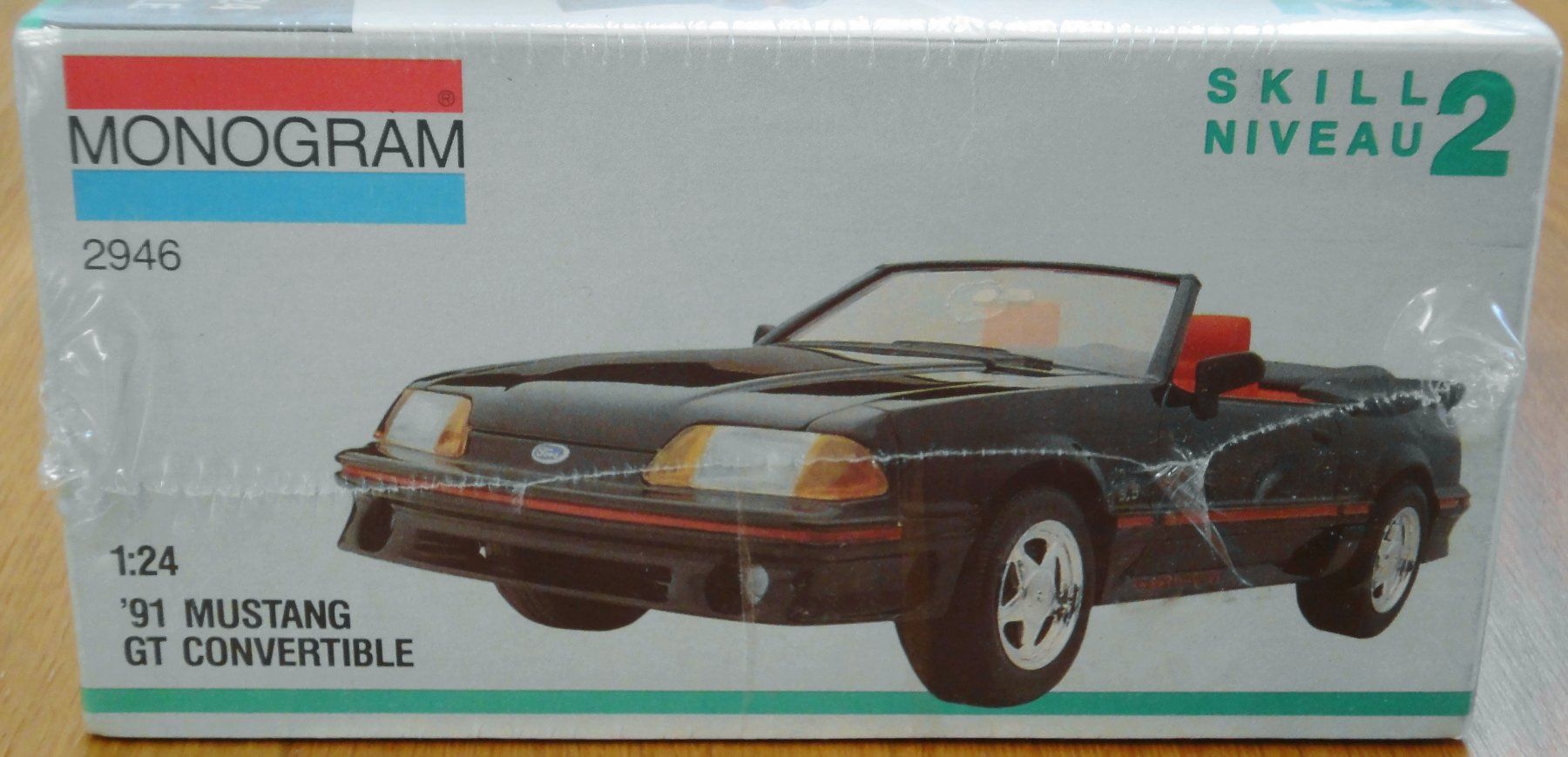 Kit di modellismo & Modellini statici: Monogram '91 Ford Mustang GT Convertible 1:24 – Nuovo e nell'imballaggio originale da Frümsen venduto da Malibu69 2
