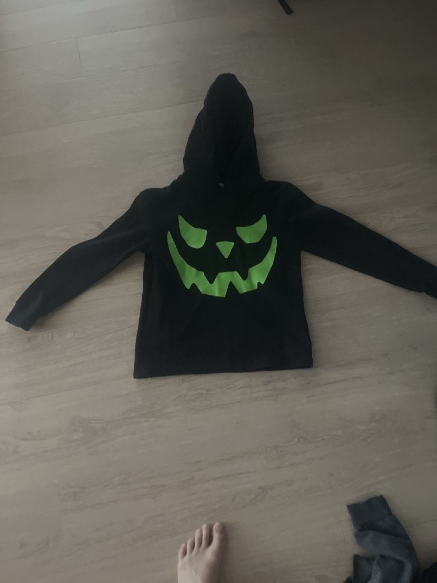 Pullover & Sweatshirts: 3 Hoodies gebraucht Grösse 134/140 – Gebraucht aus Nürensdorf von Coilspike 3