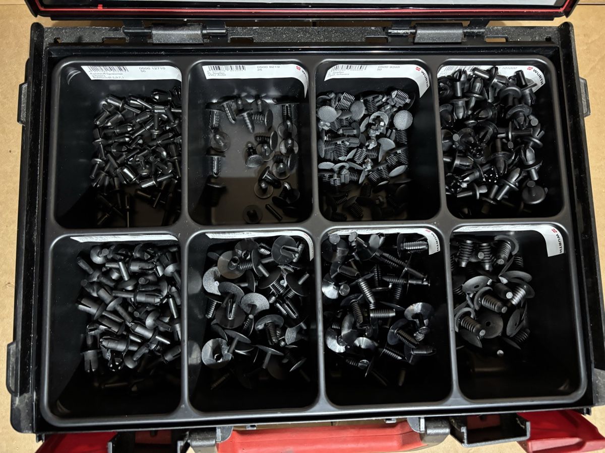 Würth Alle Werkzeuge: Würth Sortiment Kunststoffclipse Koffer gebraucht – Neu (gemäss Beschreibung) aus Hägendorf von Bonafides-SO 1