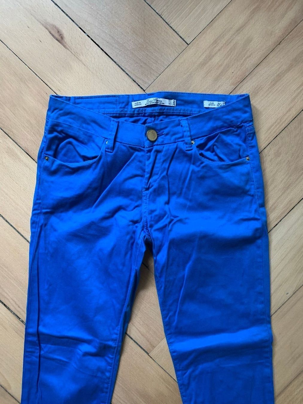 Zara Pantalons: ZARA - Slim Fit Hose blau 34 – D'occasion à Zürich par Diazaio 1